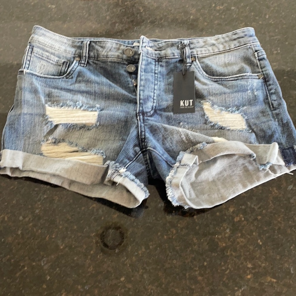 Kut from the cloth Madeline boyfriend short